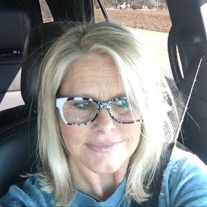 Meet your Posher, Kim